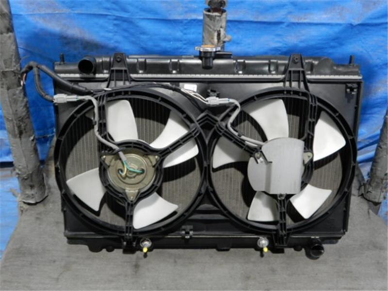Radiator NISSAN Cefiro 1996 E-PA32 — photo 2