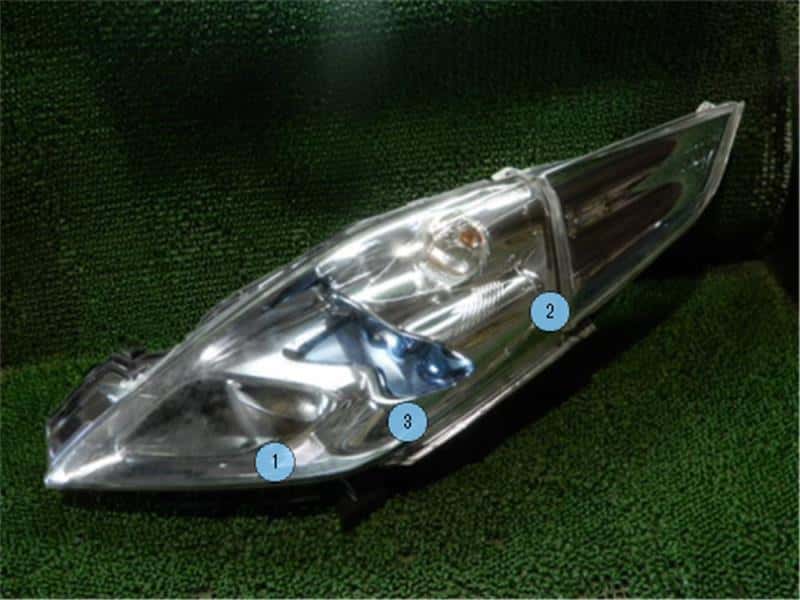 Left Headlight NISSAN Leaf_ 2011 ZAA-ZE0 — photo 1