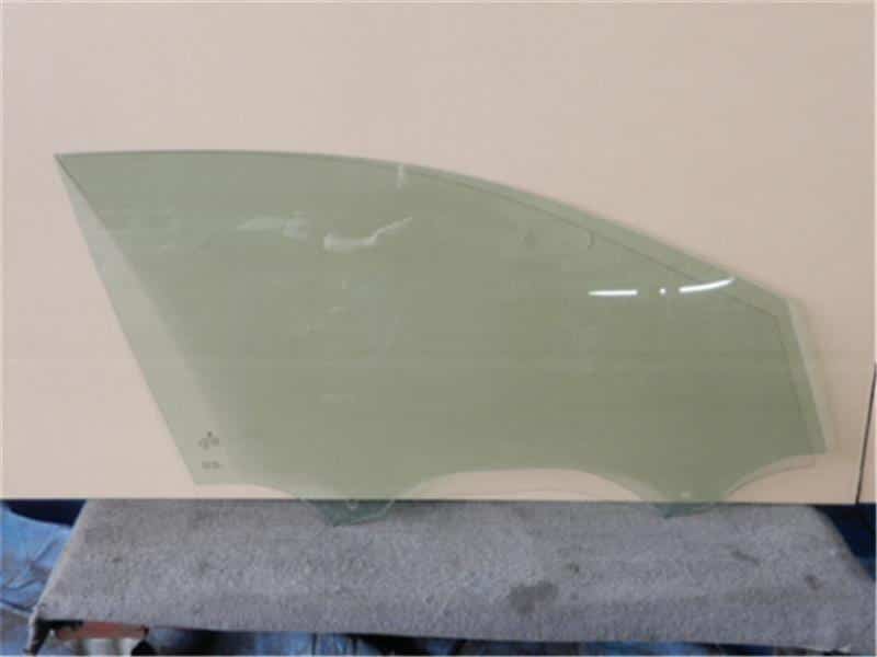 Front Right Door Auto Glass VOLKSWAGEN Golf 2019 DBA-AUCPT — photo 1