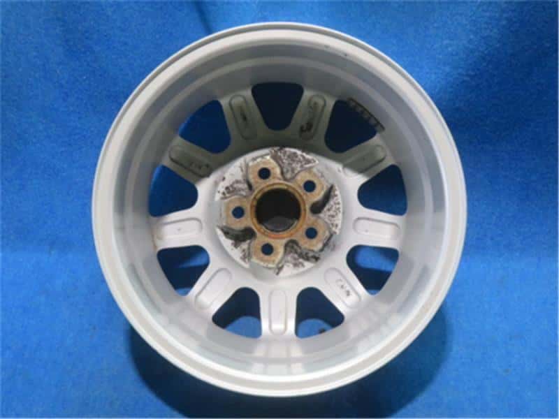 Wheel VOLKSWAGEN Golf 1996 E-1HABF — photo 2