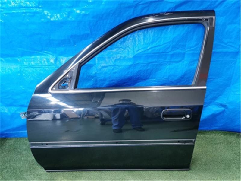 Front Left Door Assembly TOYOTA Cresta 1999 GF-GX100 — photo 1
