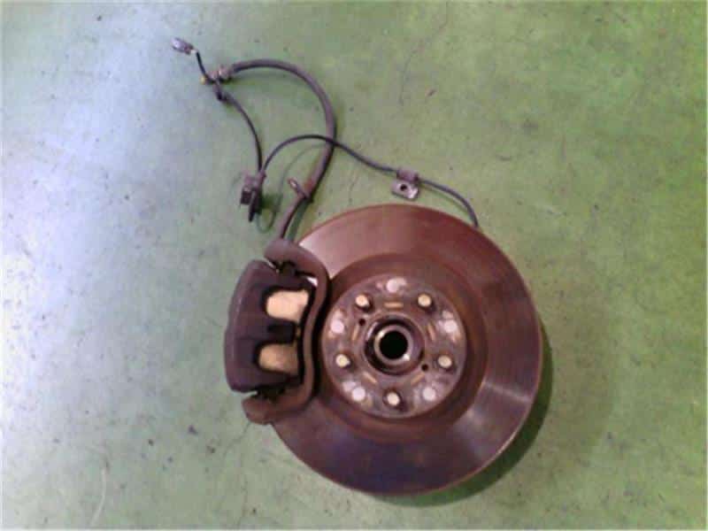 Front Right Knuckle Hub Assembly SUBARU Legacy 2000 GF-BE5 — photo 1
