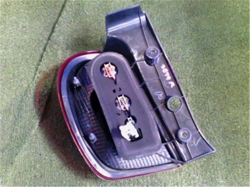 Right Tail Light NISSAN March 2013 DBA-K13 — photo 2