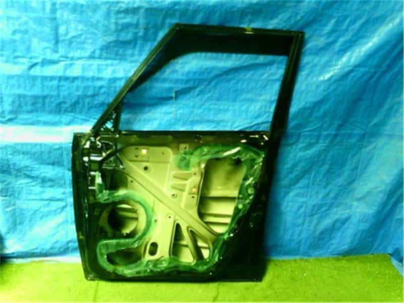 Front Right Door Assembly SUZUKI Solio 2015 DAA-MA36S 6800181P00 — photo 2