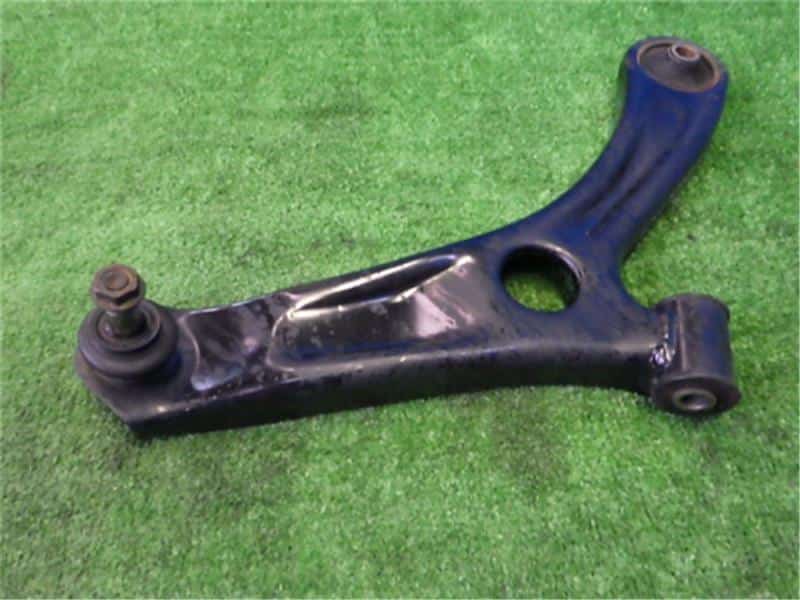 Front Right Lower Control Arm SUZUKI Wagon R Stingray 2012 DBA-MH34S 4520185K11 — photo 3