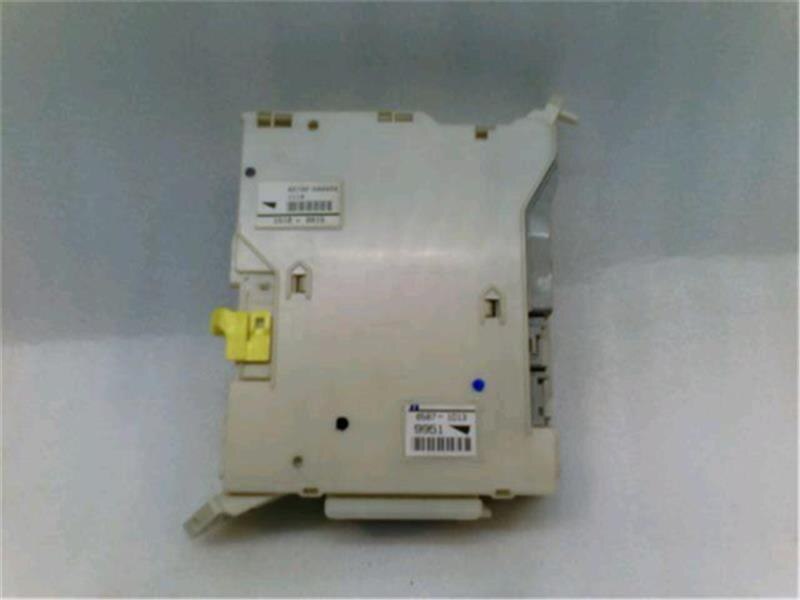 Fuse Box TOYOTA vellfire 2011 DBA-ANH20 — photo 1