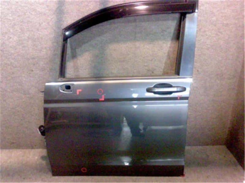 Front Left Door Assembly HONDA Step Wagon 2013 DBA-RK2 — photo 2