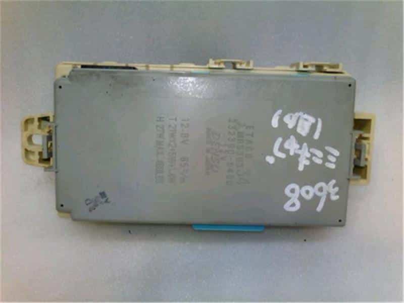 Fuse Box MITSUBISHI Minicab Truck 2002 GD-U62 — photo 3