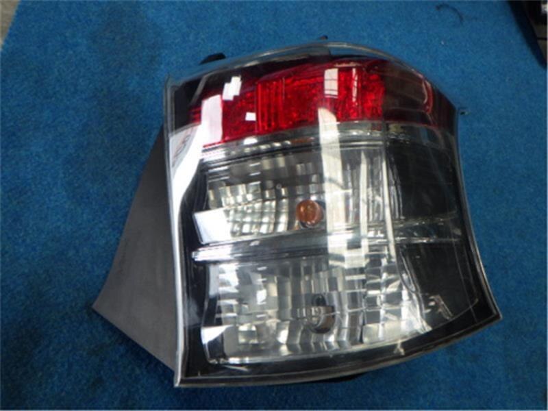 Right Tail Light TOYOTA IQ 2009 DBA-KGJ10 — photo 1
