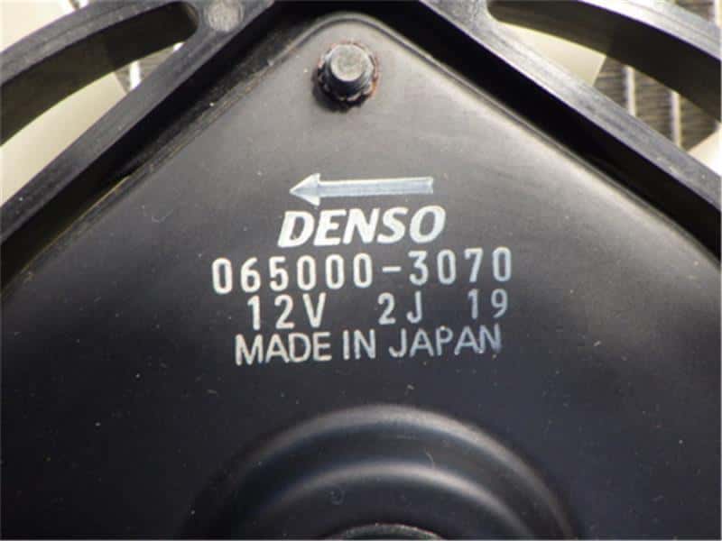 Radiator HONDA Fit 2006 DBA-GD1 — photo 4