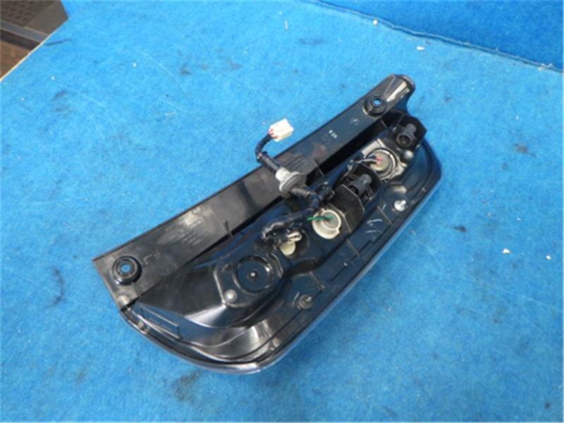 Left Tail Light TOYOTA Passo 2008 DBA-KGC10 — photo 2