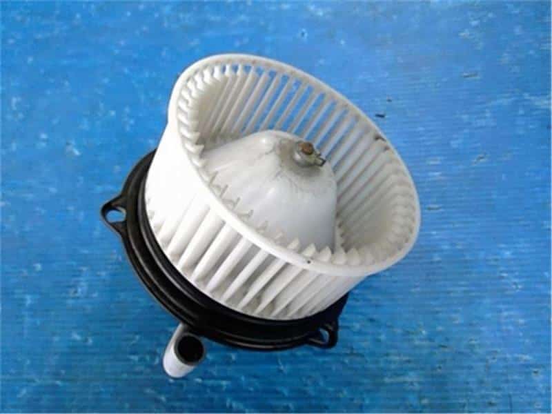 Blower Motor TOYOTA Comfort 2002 TA-YXS11 — photo 2
