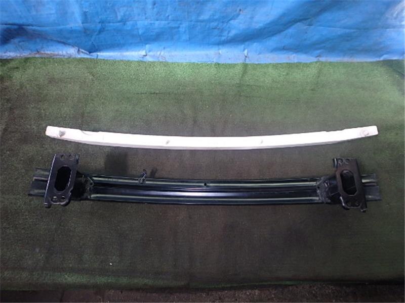 Front Bumper Reinforcement TOYOTA Estima 2008 DAA-AHR20 — photo 6
