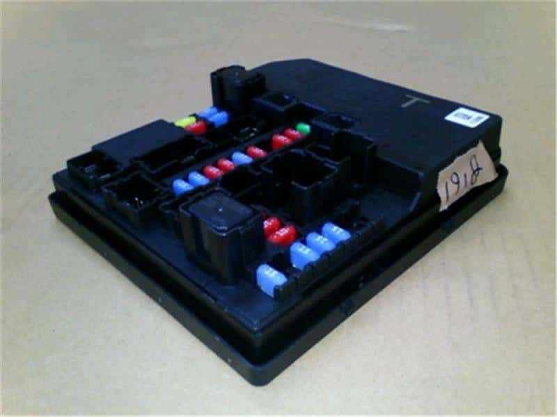 Control Unit NISSAN Serena 2012 DAA-HC26 — photo 2