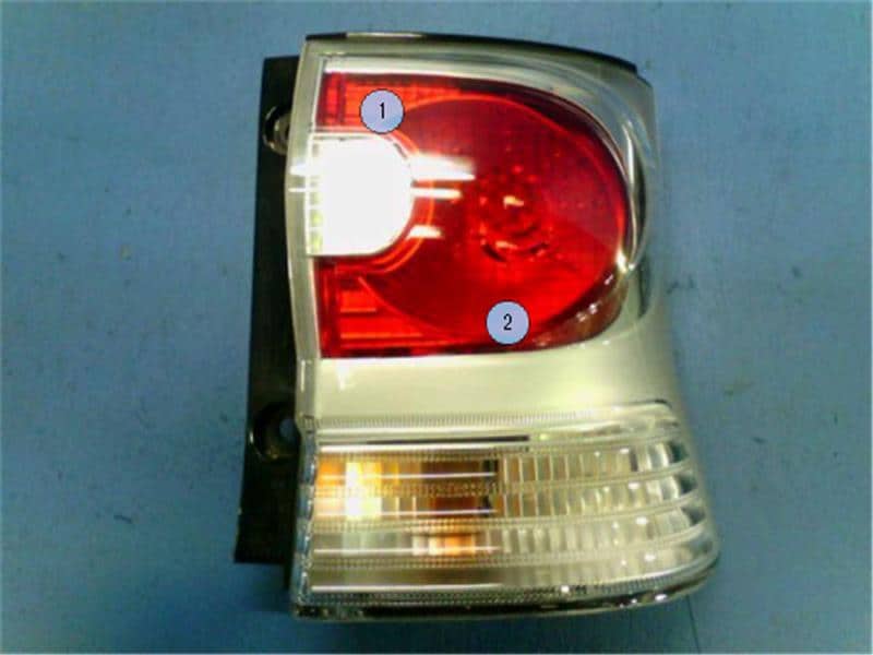 Right Tail Light DAIHATSU Tanto 2008 DBA-L375S — photo 1