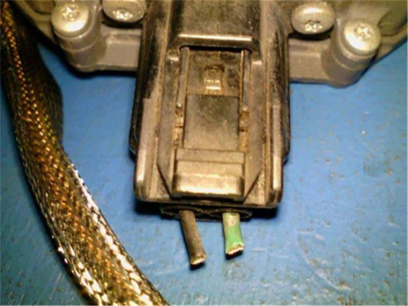 HID Control Unit HONDA Step Wagon 2009 DBA-RG1 — photo 3