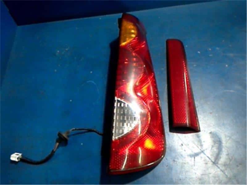 Right Tail Light NISSAN Note 2008 DBA-E11 — photo 1