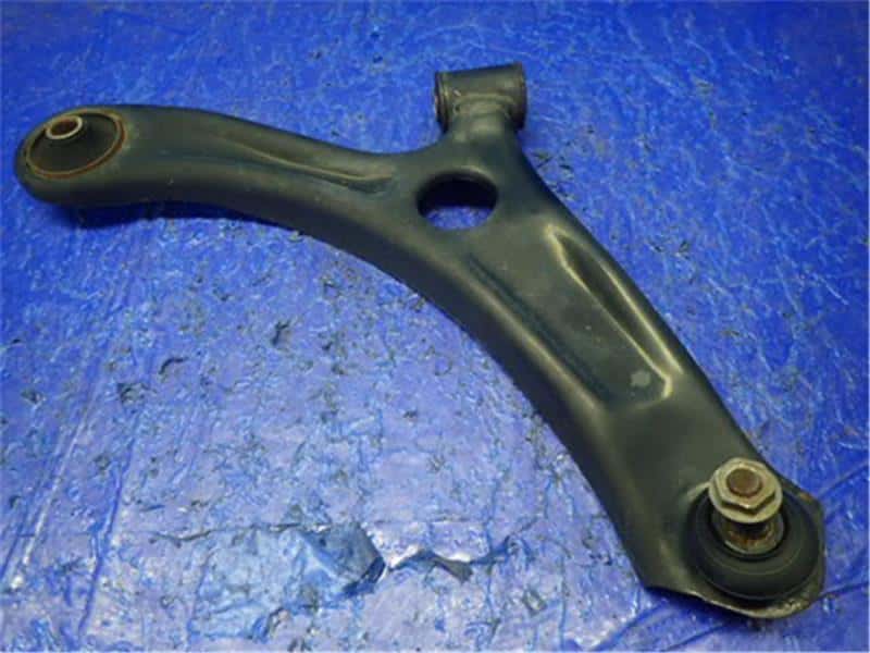 Front Right Lower Control Arm NISSAN Moco 2013 DBA-MG33 — photo 1