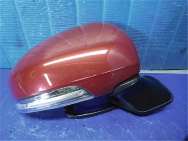 Right Side Door Mirror TOYOTA Prius 2010 DAA-ZVW30 — photo 1