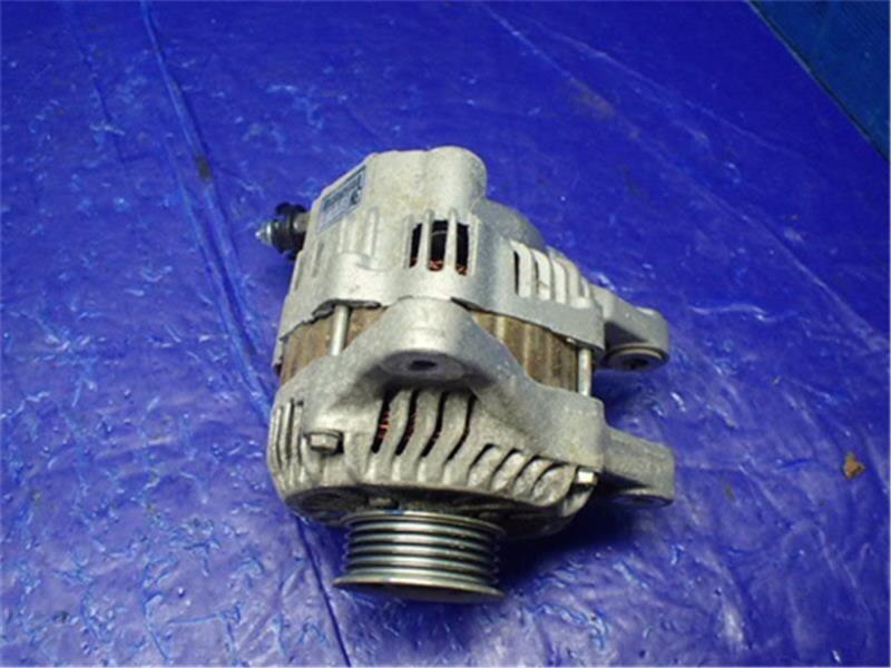 Alternator NISSAN Clipper 2018 HBD-DR17 — photo 1