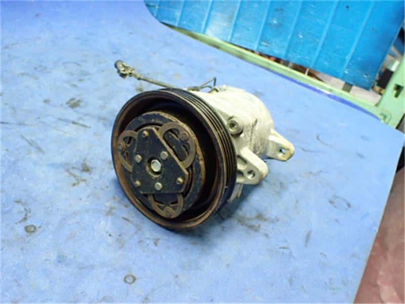 A/C Compressor SUZUKI Carry 2019 EBD-DA16T 9520058J70 — photo 2