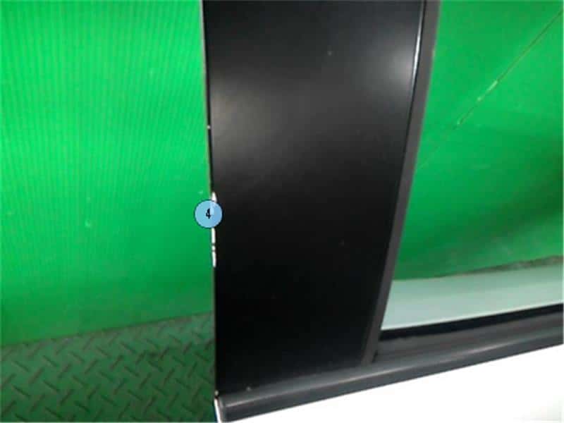 Front Right Door Assembly TOYOTA Aqua 2012 DAA-NHP10 — photo 5