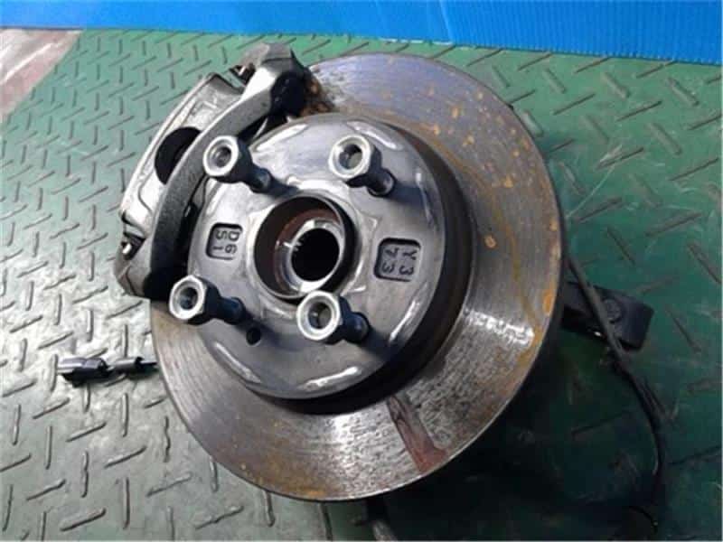Front Left Knuckle Hub Assembly MAZDA Demio 2013 DBA-DE3FS — photo 2