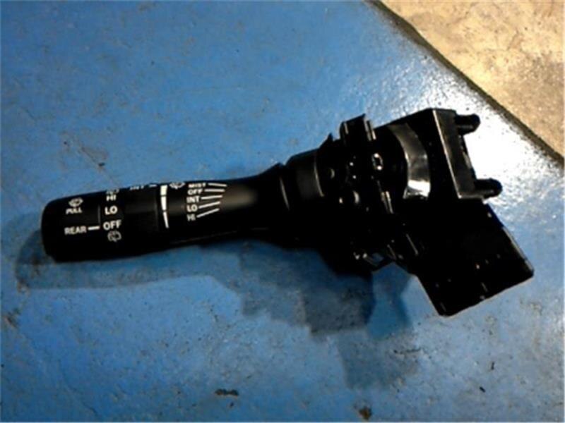Switch TOYOTA vellfire 2012 DBA-ANH20 — photo 1