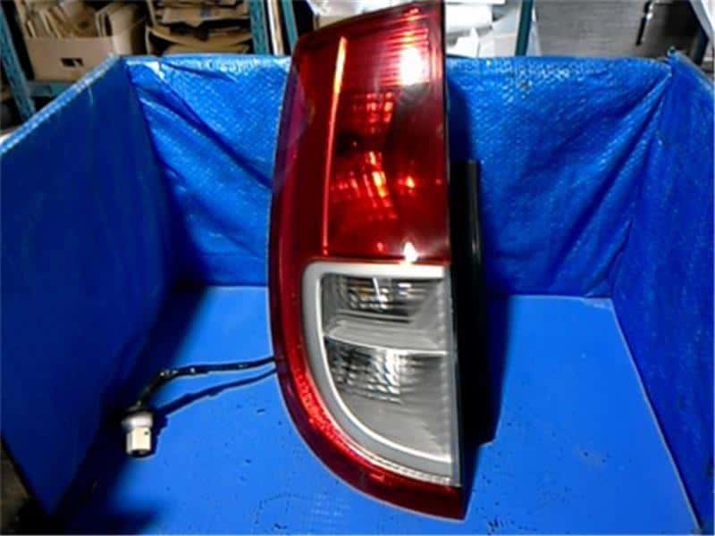 Left Tail Light NISSAN Moco 2007 DBA-MG22 — photo 1