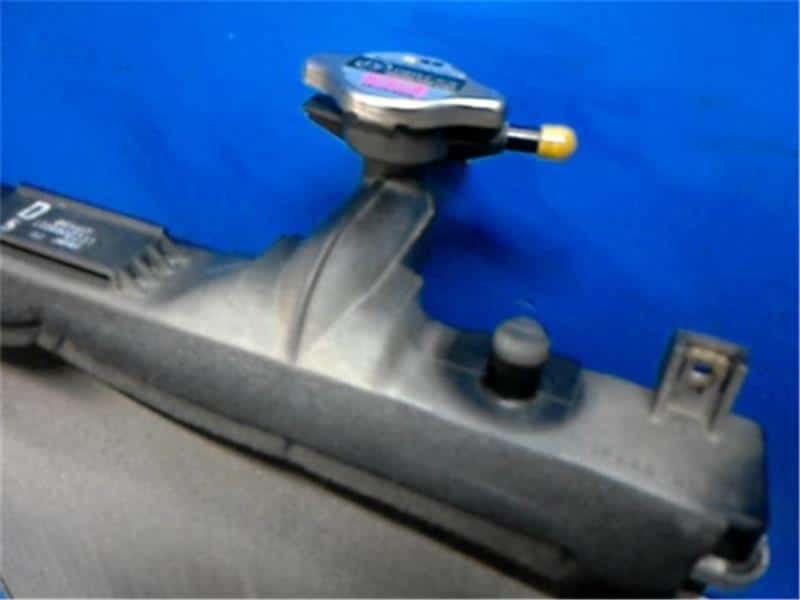 Radiator NISSAN Moco 2007 DBA-MG22 — photo 3