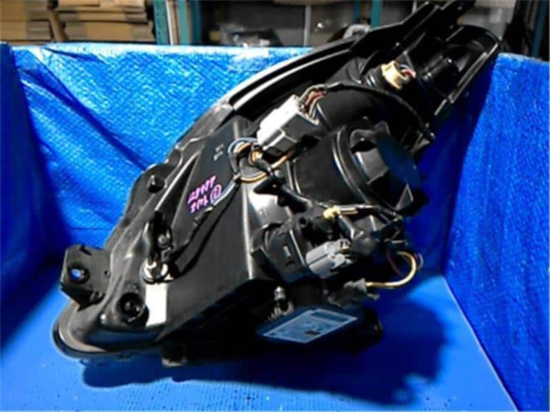 Right Headlight SUZUKI Swift 2007 DBA-ZC21S — photo 3
