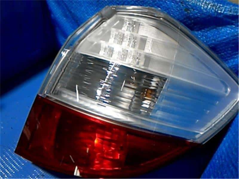 Right Tail Light HONDA Fit 2008 DBA-GE8 — photo 2