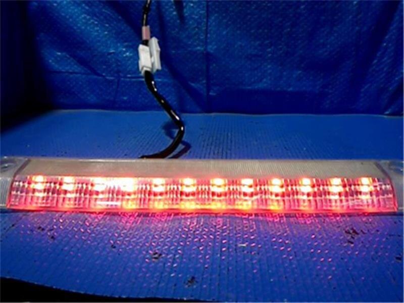 Light TOYOTA Prius 2004 DAA-NHW20 — photo 1