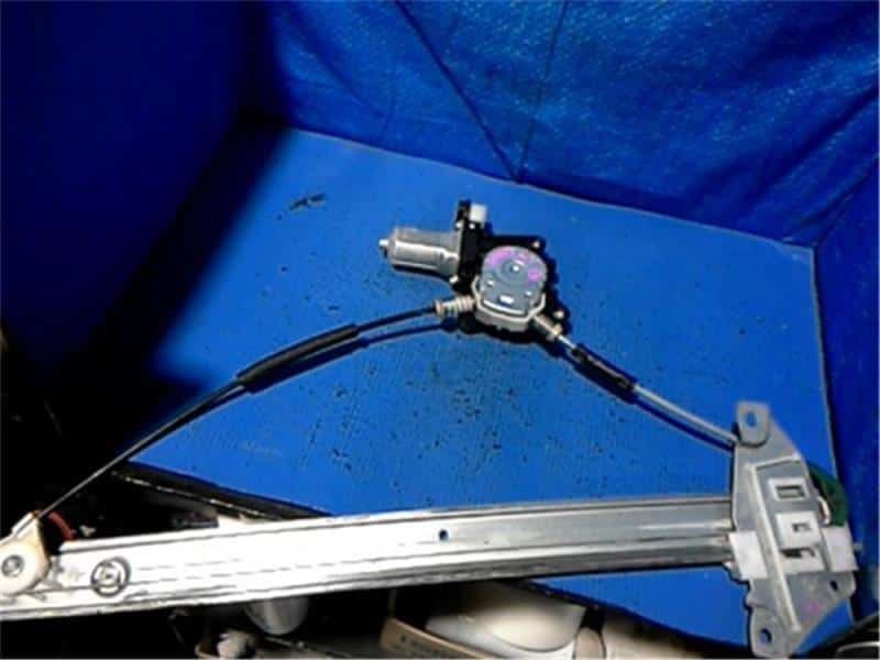 Front Right Door Window Regulator DAIHATSU Move 2007 DBA-L175S — photo 1