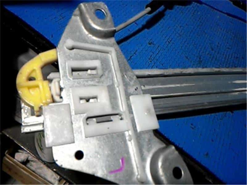Front Left Door Window Regulator DAIHATSU Move 2007 DBA-L175S — photo 4