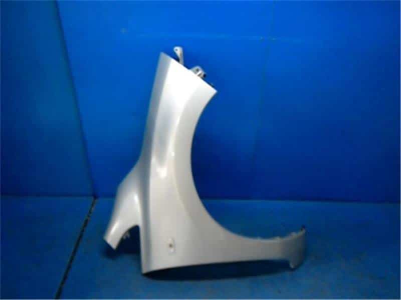 Right Fender Panel NISSAN Leaf_ 2011 ZAA-ZE0 — photo 1