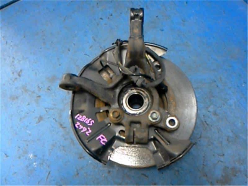 Front Left Knuckle Hub Assembly MAZDA Mazda2 2020 6BA-DJLFS — photo 2