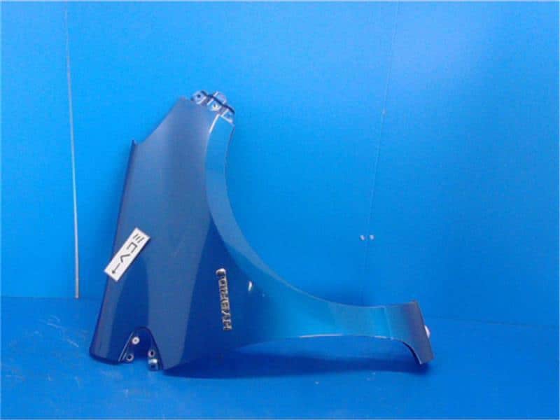 Right Fender Panel TOYOTA Aqua 2012 DAA-NHP10 — photo 1