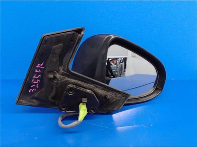 Right Side Door Mirror TOYOTA Aqua 2012 DAA-NHP10 — photo 5