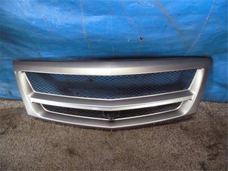 Radiator Grille TOYOTA Alphard 2004 CBA-ANH10 — photo 1