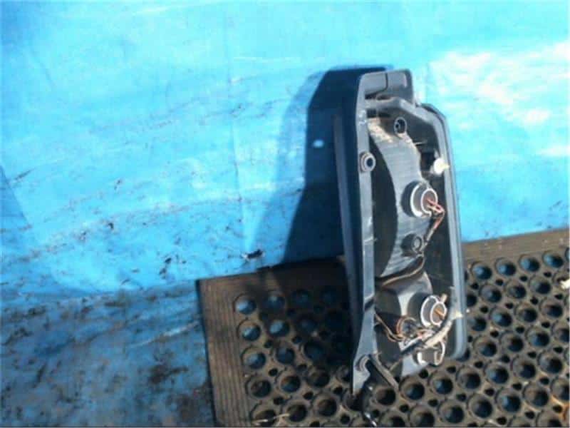 Left Tail Light MITSUBISHI eK Sport 2003 UA-H81W — photo 2