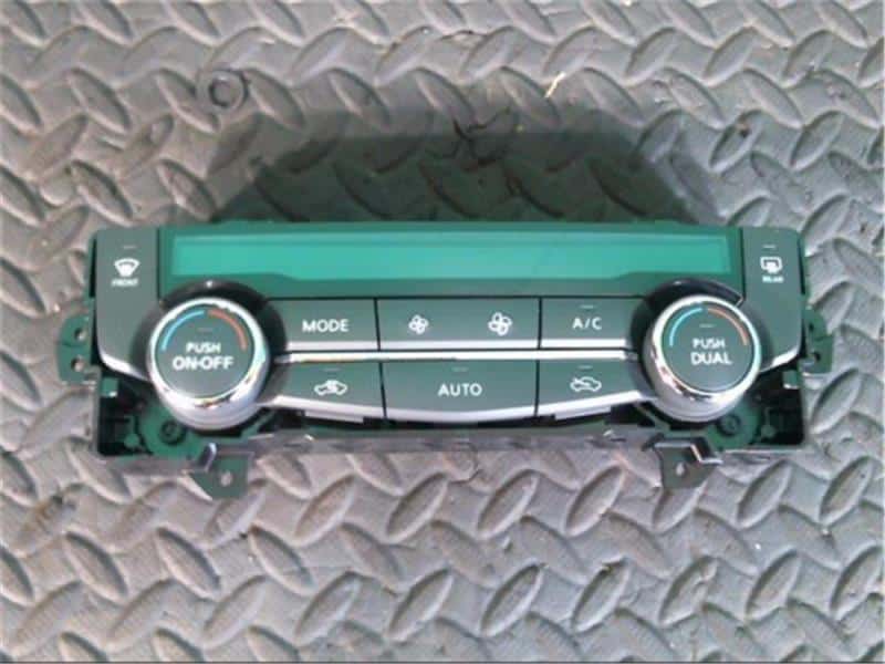 A/C & Heater Control panel NISSAN X-Trail 2016 DBA-T32 — photo 1