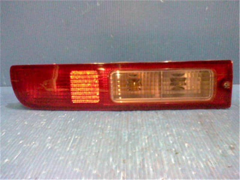 Left Tail Light MITSUBISHI Minicab Truck 2012 GBD-U61 — photo 1