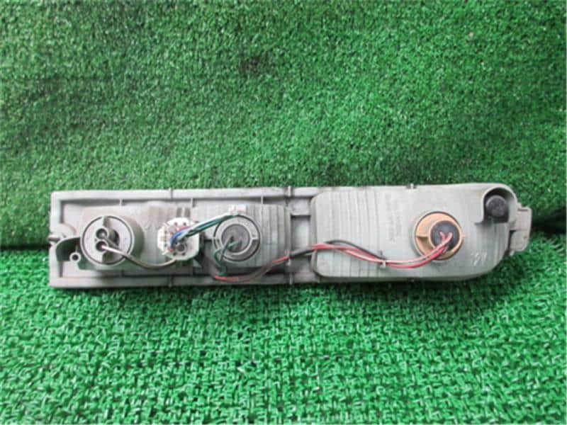 Left Tail Light DAIHATSU Hijet 2008 EBD-S331V — photo 2