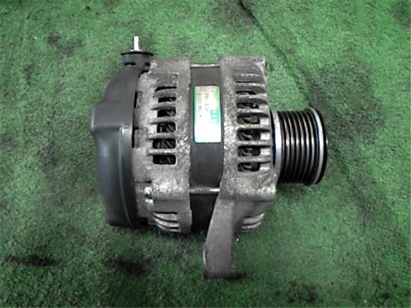 Alternator TOYOTA Hiace Van 2010 LDF-KDH201 — photo 1