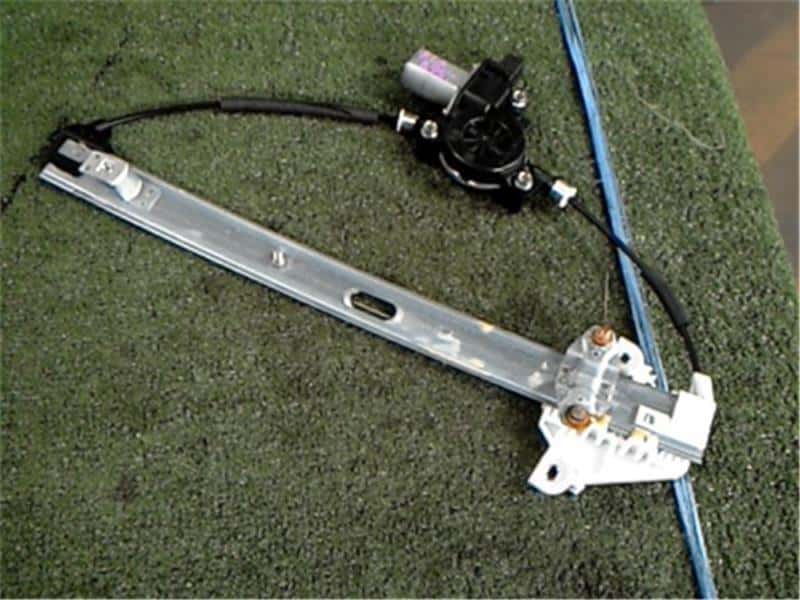 Front Left Door Window Regulator MAZDA Demio 2017 DBA-DJ3FS — photo 1