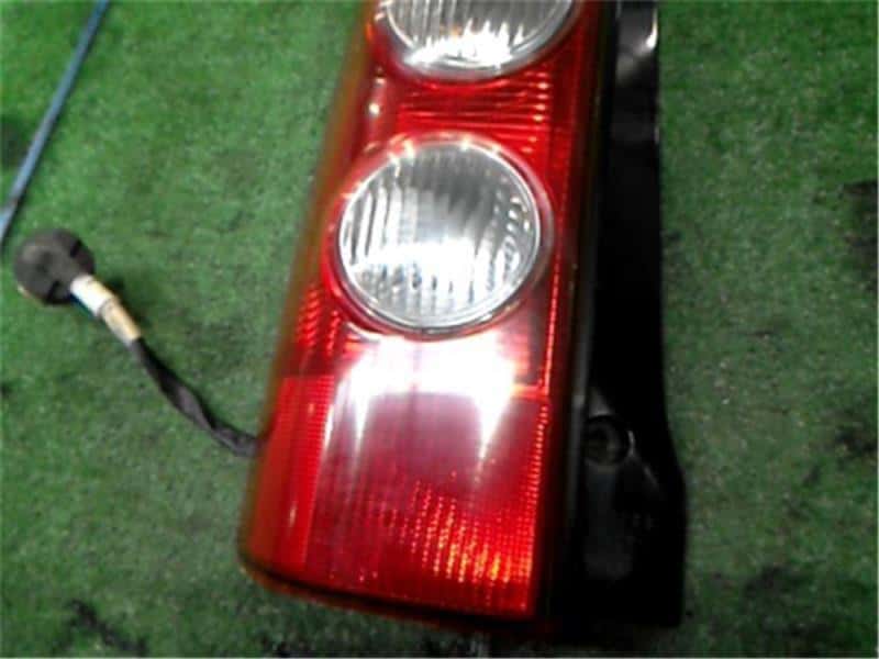 Left Tail Light MAZDA Az wagon 2008 DBA-MJ22S — photo 2