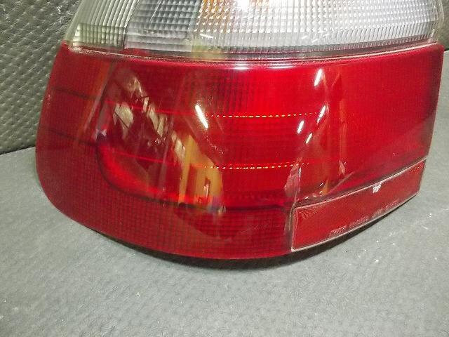 Left Tail Light NISSAN Avenir 1997 E-W10 — photo 3