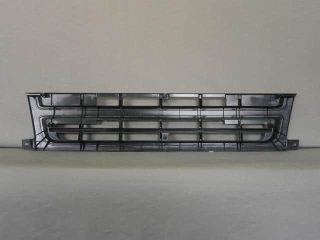 Radiator Grille Mitsubishi Fuso Fighter Mignon KK-FK6 MK323353 — photo 2