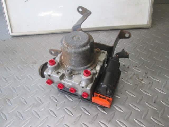 ABS Actuator HONDA Fit Aria 2006 DBA-GD8 — photo 2